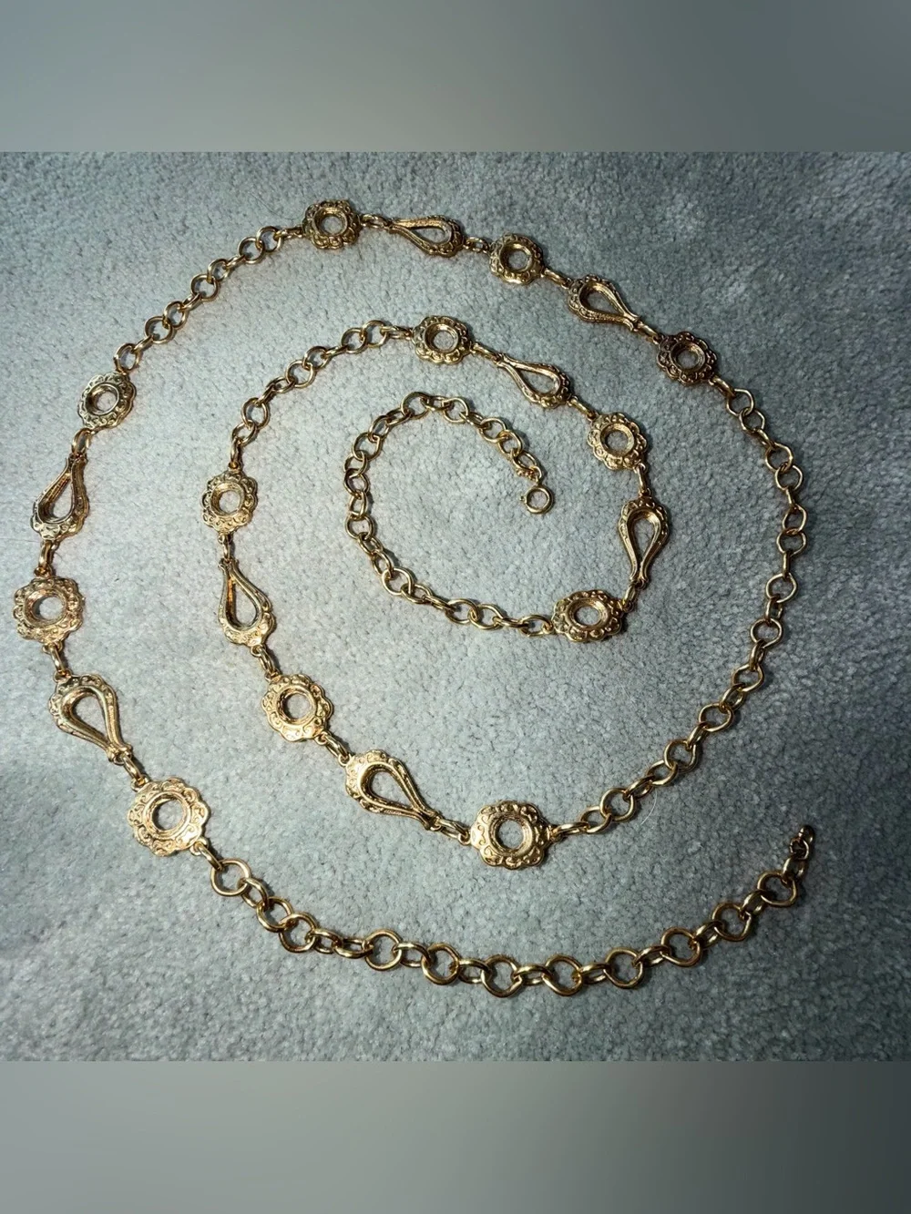 Vintage Crown Trifari Gold Tone Chain Link Belt 1950’s